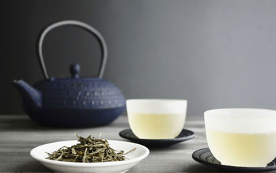 山楂红枣菊花茶的功效 干柠檬菊花茶的功效
